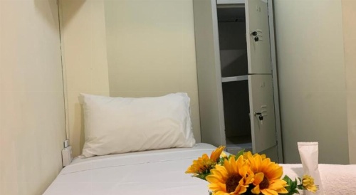 Sandpiper Hotel image 2