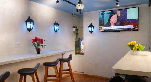 Sandpiper Hotel image 24
