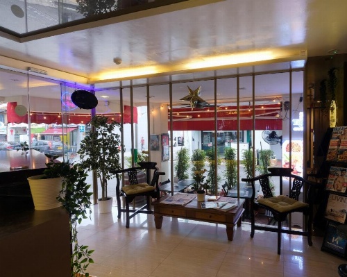 Sandpiper Hotel image 8