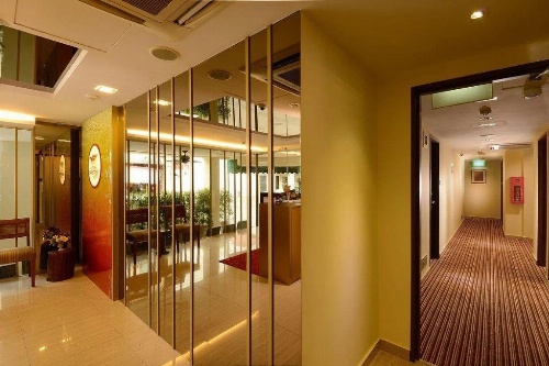 Sandpiper Hotel image 9